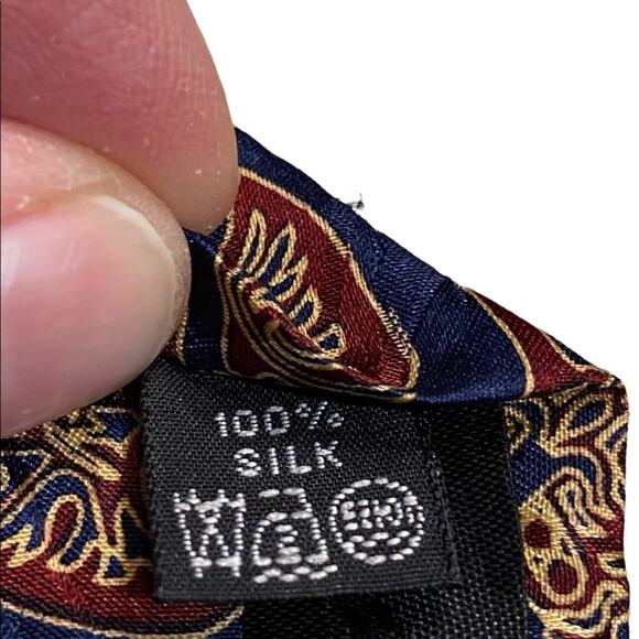 Appointed Apparel 100% Silk Neck Tie Navy, Burgundy and Gold Cross Print - Picture 4 of 4